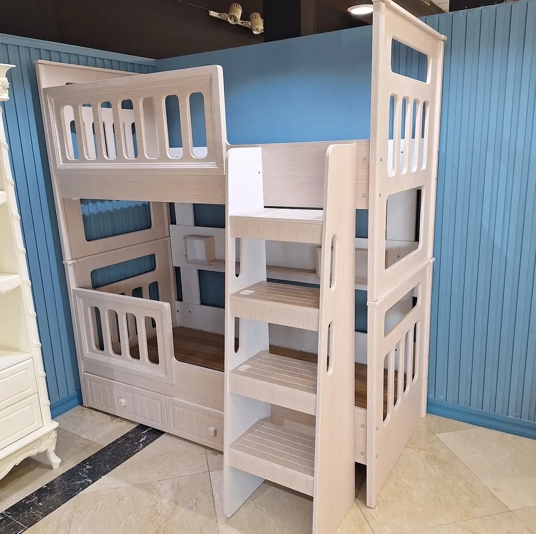 تخت دو طبقه آنتیک